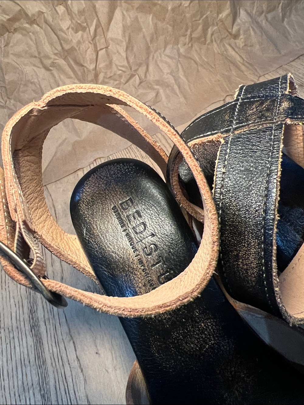 Bed Stu Black Leather Platform Sandals with Wood Block Heel Ankle Strap Size 7 - Picture 2 of 9